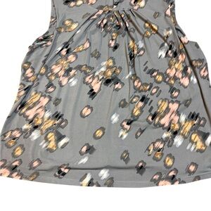 Calvin Klein Women’s Gray Floral Sleeveless Size 2X Plus Pleated Neckline
